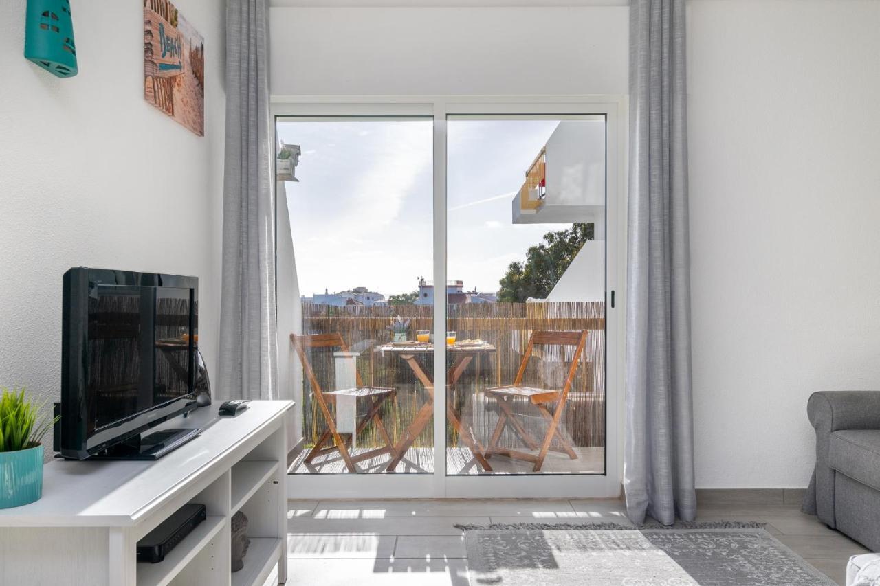 Apartamento Cor Do Mar - Sunny, Clean And Spacious Apartment With Sea View, In Alvor - Very Close Walking Distance To The Beach And Alvor Village Bagian luar foto