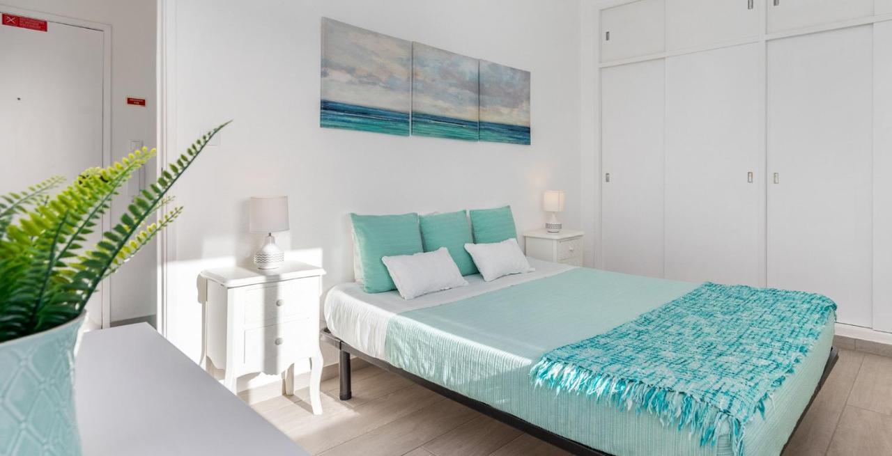 Apartamento Cor Do Mar - Sunny, Clean And Spacious Apartment With Sea View, In Alvor - Very Close Walking Distance To The Beach And Alvor Village Bagian luar foto