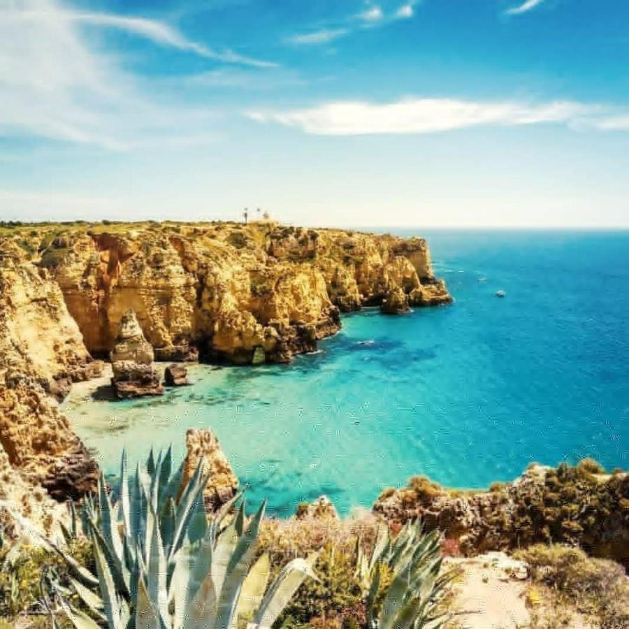 Apartamento Cor Do Mar - Sunny, Clean And Spacious Apartment With Sea View, In Alvor - Very Close Walking Distance To The Beach And Alvor Village Bagian luar foto